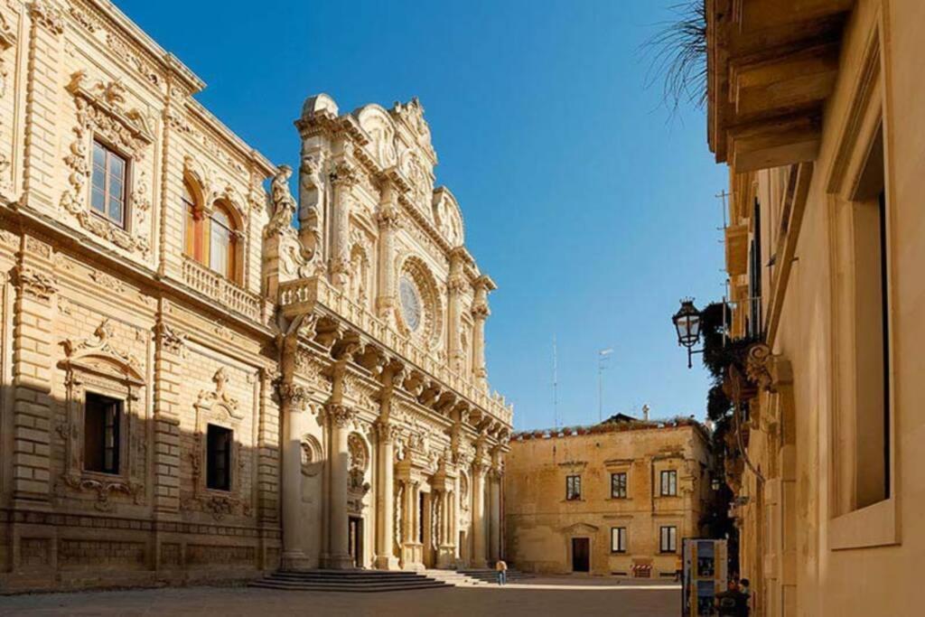 Confortevole Appartamento Vicino Al Centro Лечче Экстерьер фото